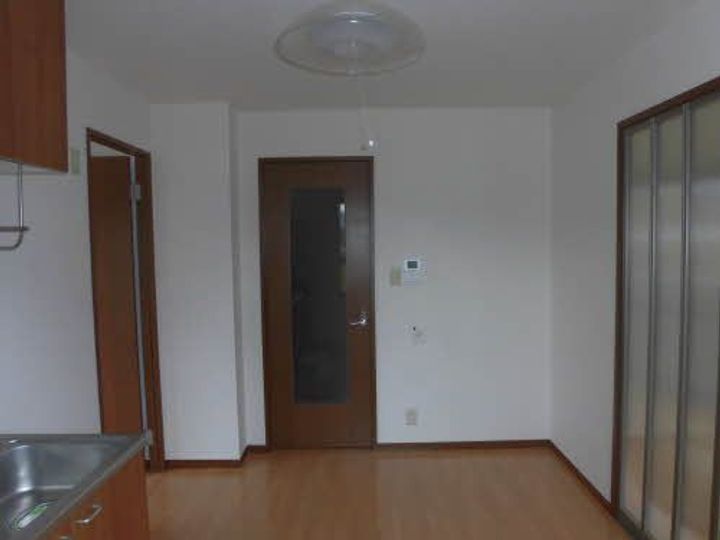 ディアスしまなみ B棟の居間