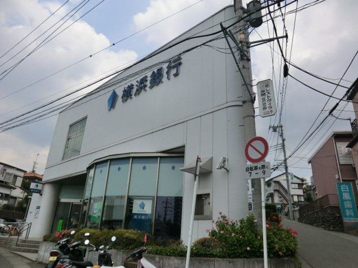 カーサラフロレスタの周辺