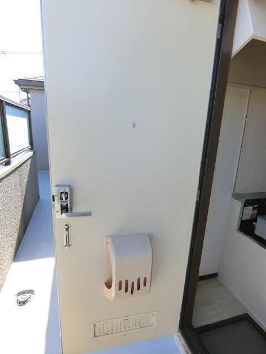 東京都世田谷区上馬5(アパート)の賃貸物件の玄関