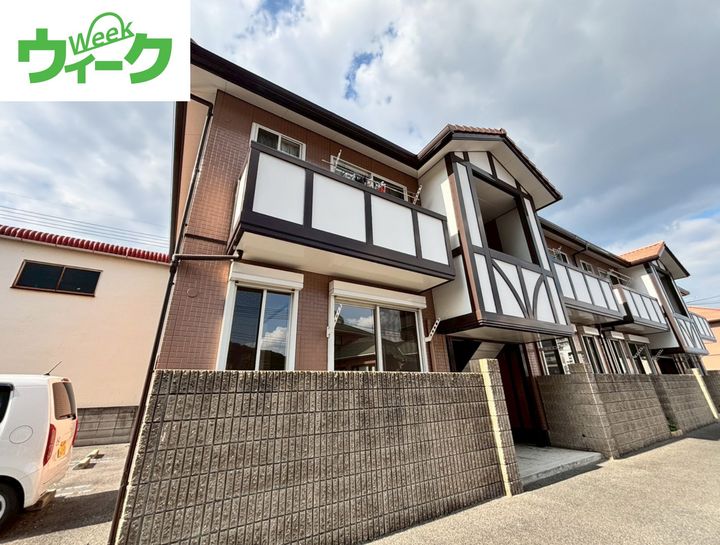 ラ・パルテール国富I番館の外観