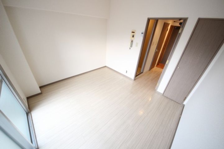 ライオンズマンション三萩野駅前の内装