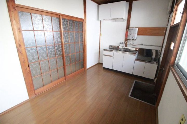 第二元木荘の居間