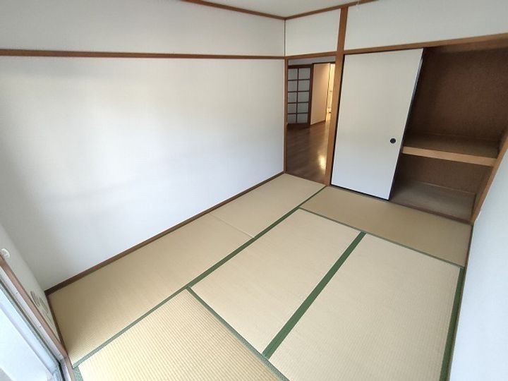 吉岡第二ビルの内装
