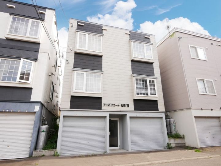 アーバンコート元町VIIIの外観