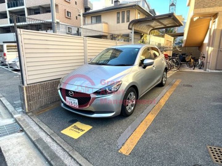 ラパン百年橋の周辺