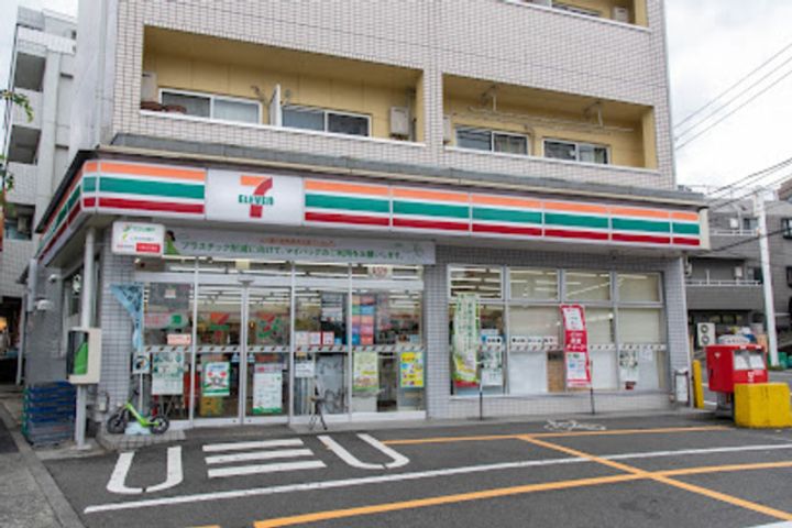 サン・オカベ・5の周辺
