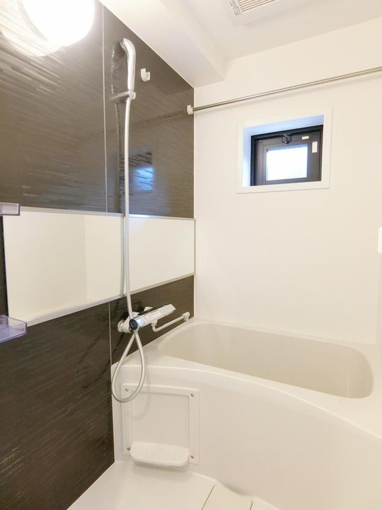 ルネサンスコート三軒茶屋WESTの風呂