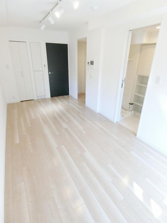 ルネサンスコート三軒茶屋WESTの居間