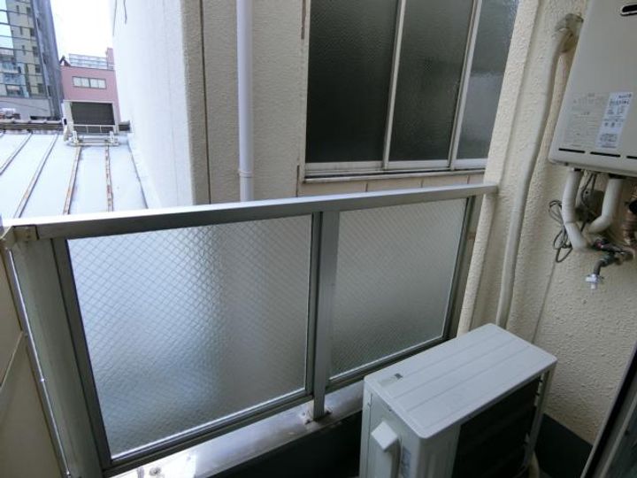 シャイニングスターの内装