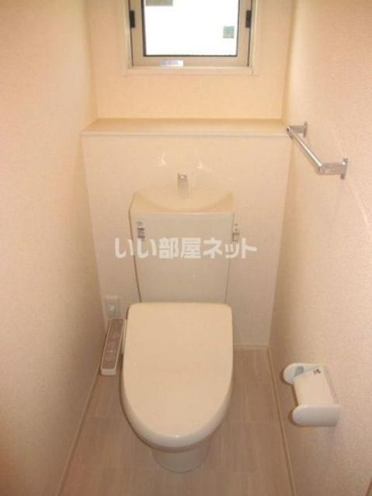 華 Aの内装