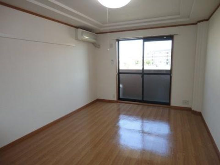 アルファルドのその他画像