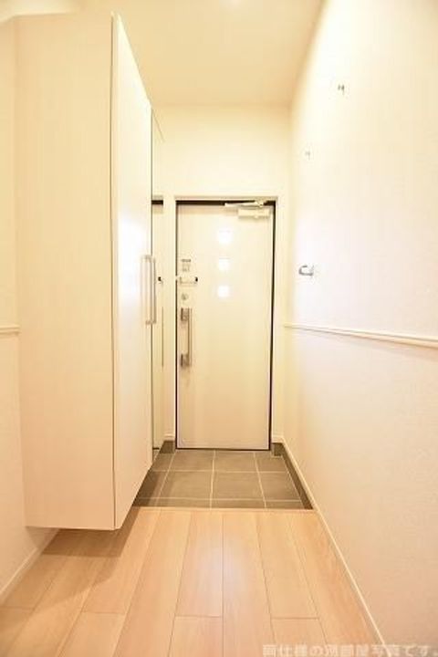 (仮称)八竜神アパートの玄関