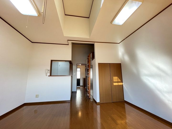 モモハウスの居間