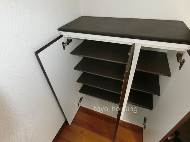 岩澤ビルの内装