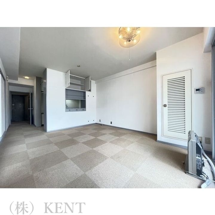 円山ブロードハイツマンションの居間