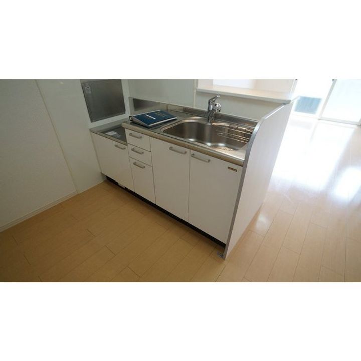 COMODO楠IIIのキッチン