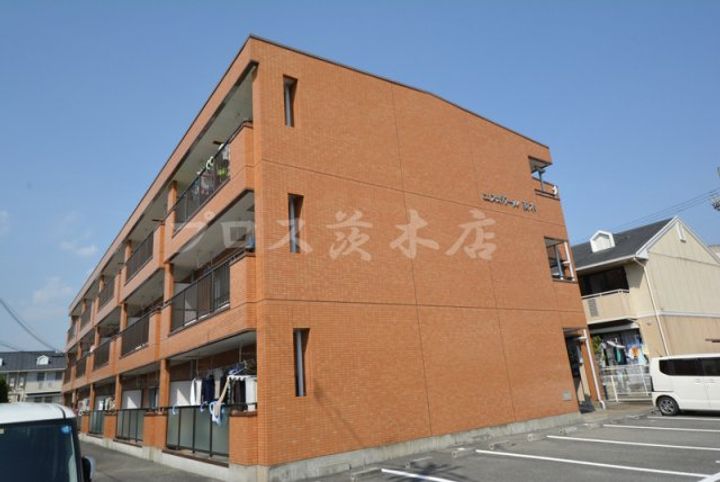 エスポワール茨木の外観