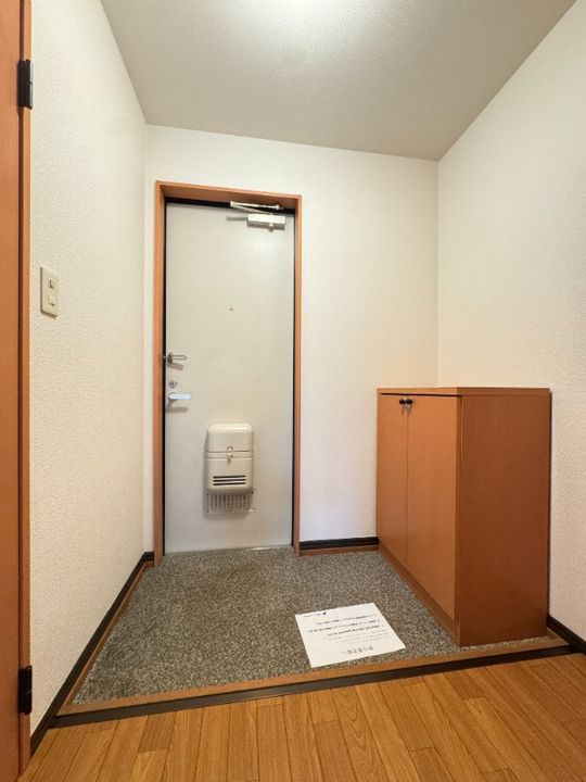 東京都東大和市上北台3(一戸建)の賃貸物件の玄関