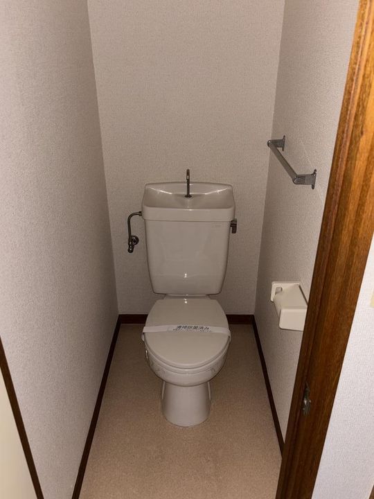 フロンティア浅野の内装