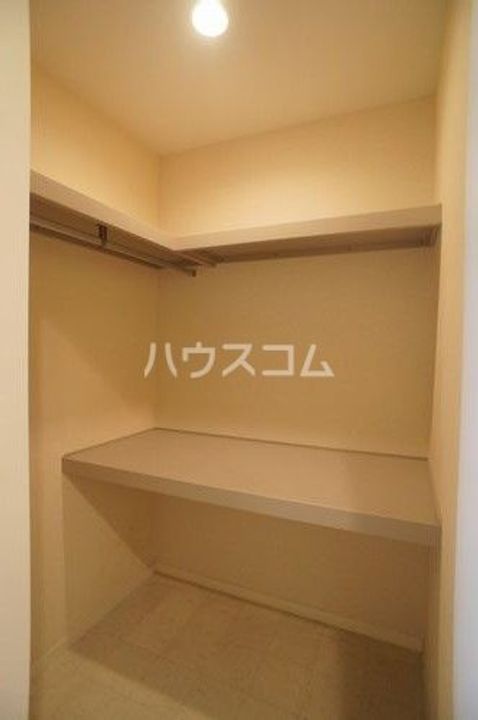 コナ・ヴィレッジEの内装