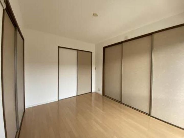 ヴィラ・クラシオンBの居間