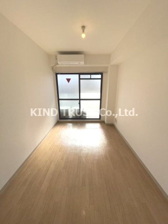 フォレスタ本庄の居間