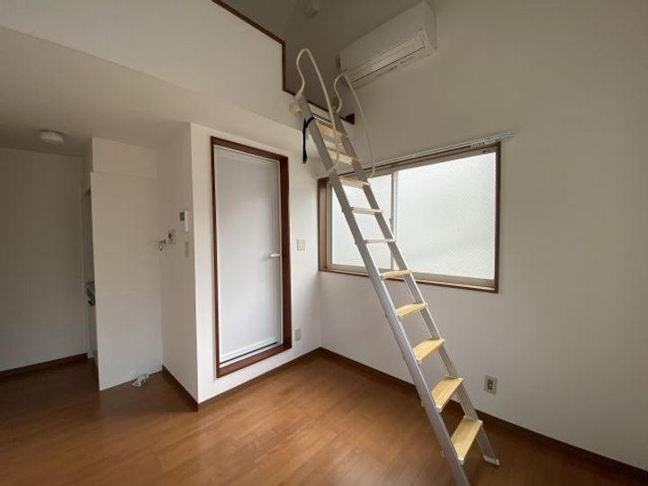 エステート東十条の内装