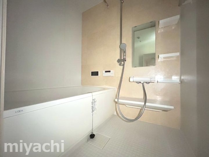 徳島県徳島市中常三島町1(マンション)の賃貸物件の風呂