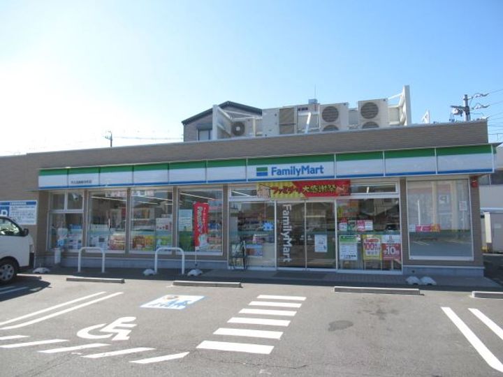 ホワイトの周辺