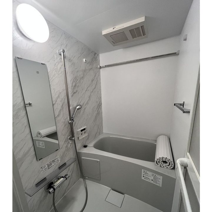 東京都新宿区西五軒町(マンション)の賃貸物件の風呂