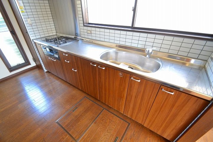 広島県広島市佐伯区藤の木1(一戸建)の賃貸物件のキッチン