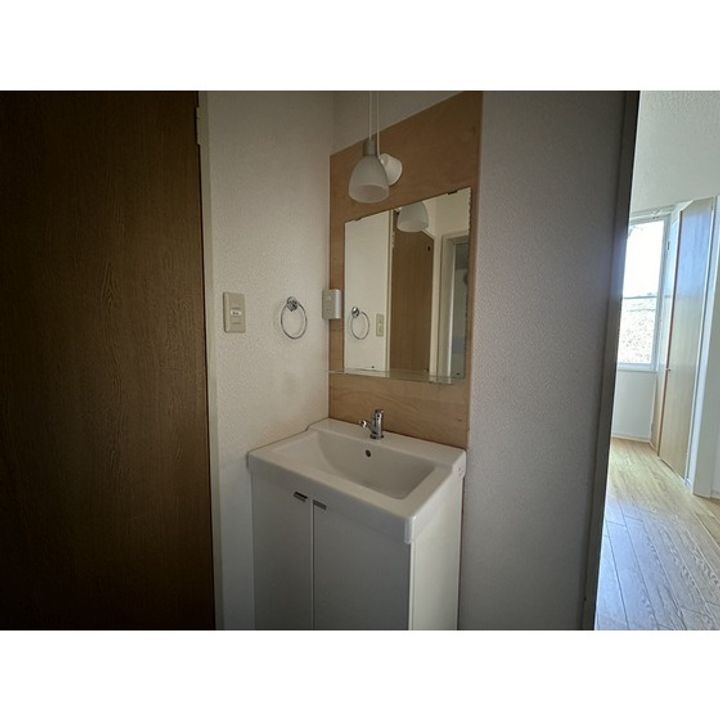 ブリッキ駒見の内装