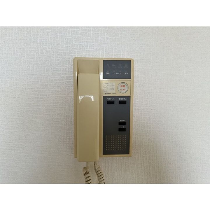 ブリッキ駒見の内装