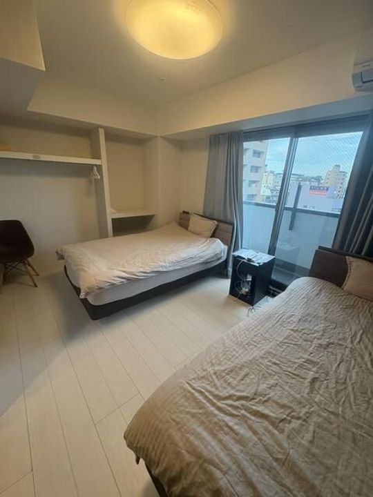 東京都台東区今戸1の賃貸マンションの居間
