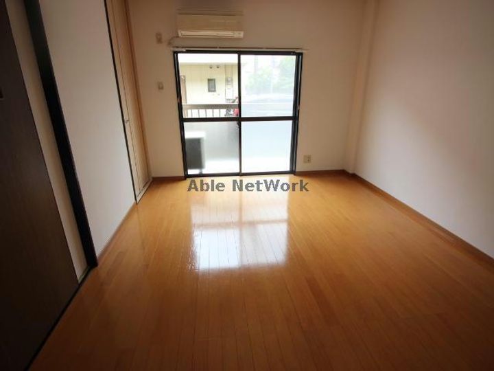 宮崎県都城市鷹尾3(アパート)の賃貸物件の居間