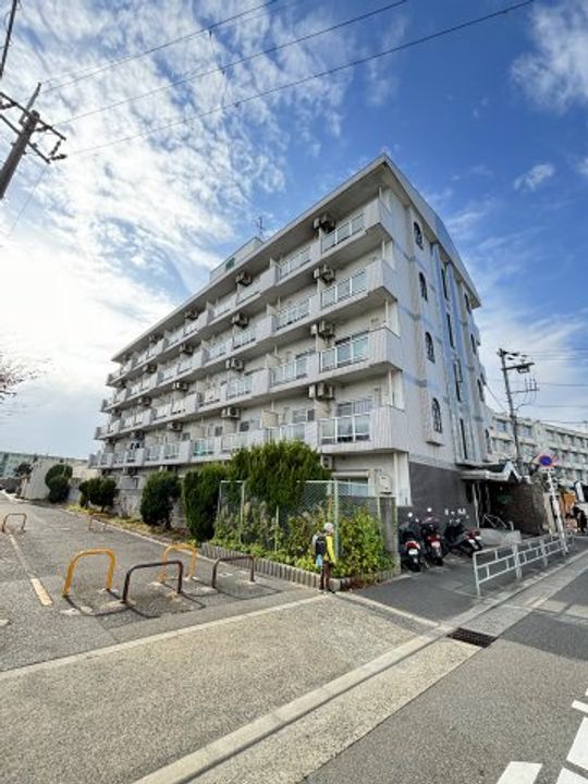 大阪府大阪市東淀川区井高野2(マンション)の賃貸物件の外観