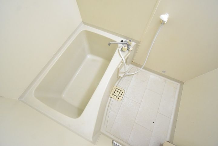 ウエストヒルズ西原台 B棟の風呂