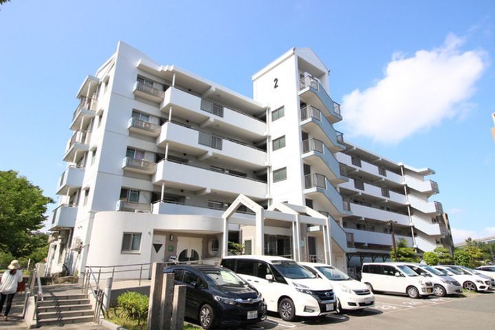 URシーサイドももちサウスステージの外観