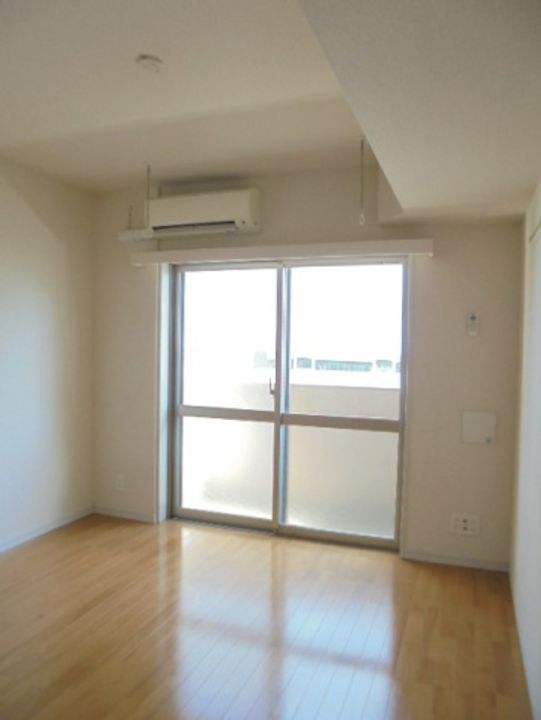 スカイコート練馬桜台の居間