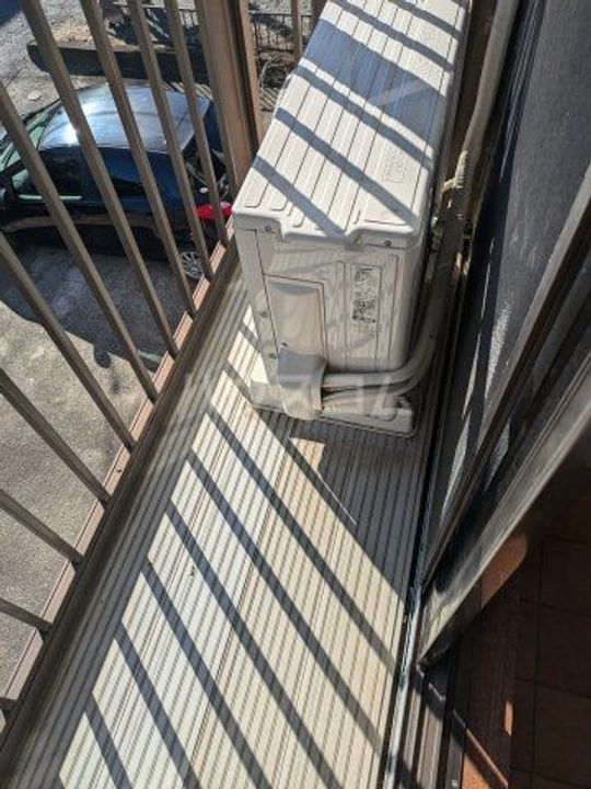 アレイズ川角の内装