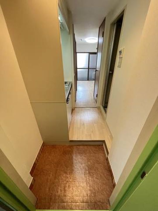 大阪府東大阪市御厨栄町2(マンション)の賃貸物件の玄関