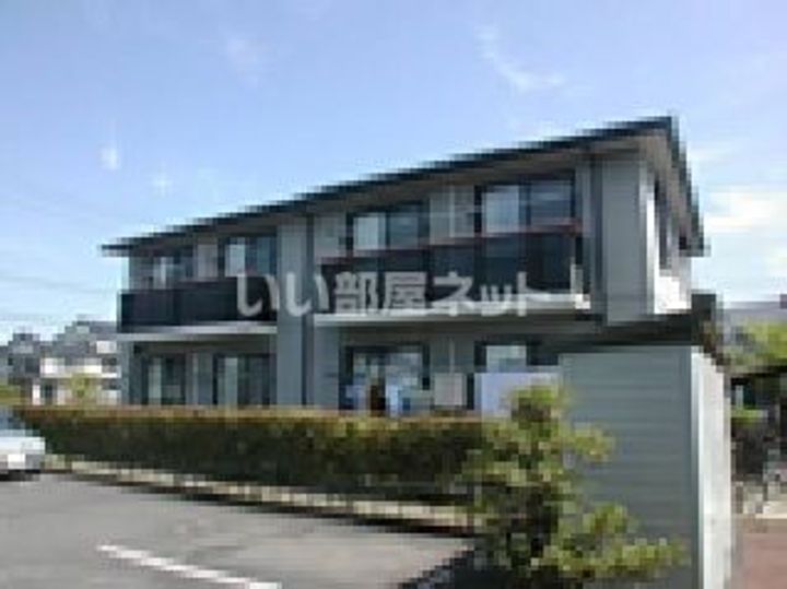 シャルルデュランC棟の外観