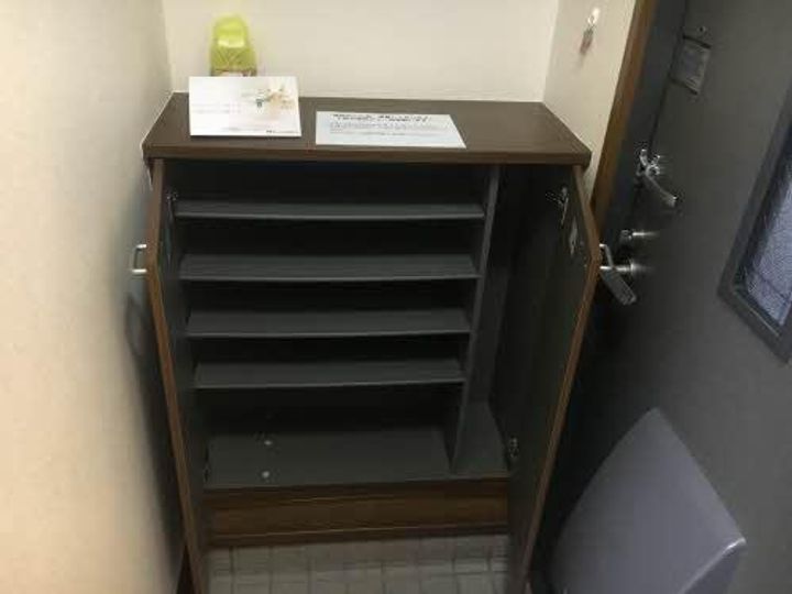 バリュージュ南堀 Bの玄関