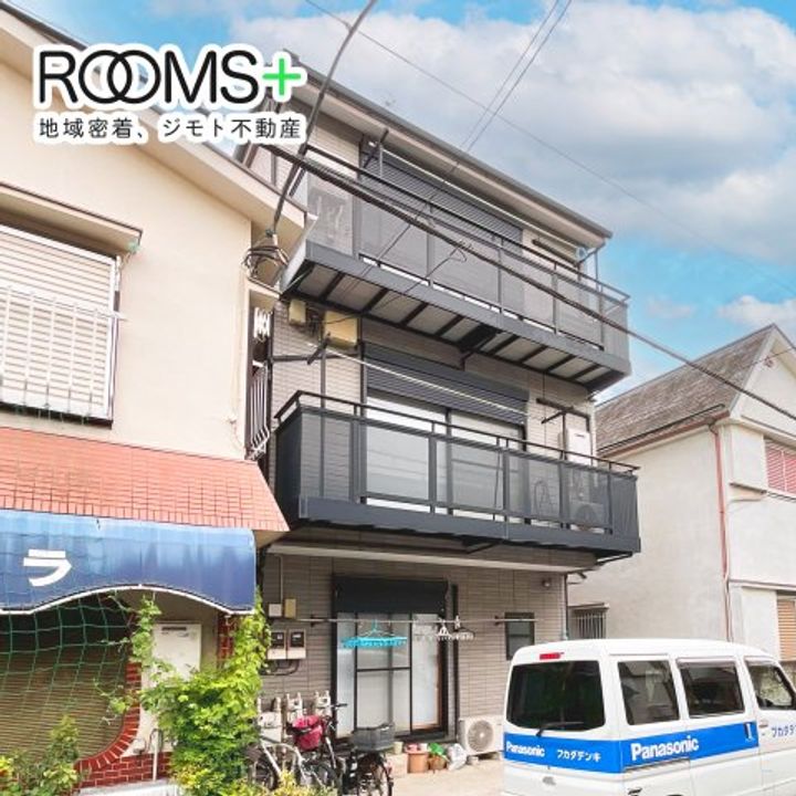 ハイツ林の外観