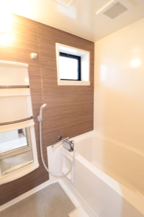 ルードルフィアタウンズA棟の風呂