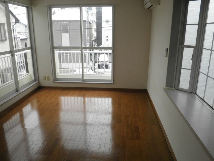 コーポたちばなの居間