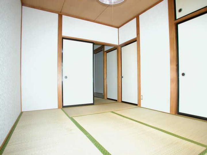 ●コーポスマイルの居間