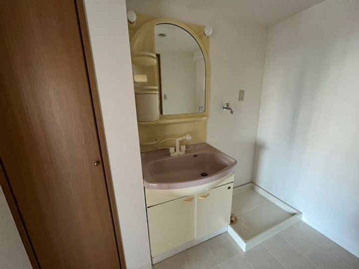 コマンドモジュールの内装