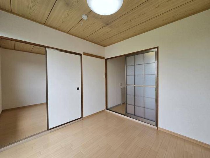 ハイツ河合の居間
