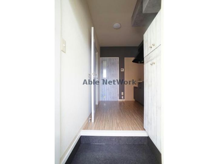 静岡県浜松市中央区三方原町(マンション)の賃貸物件の玄関